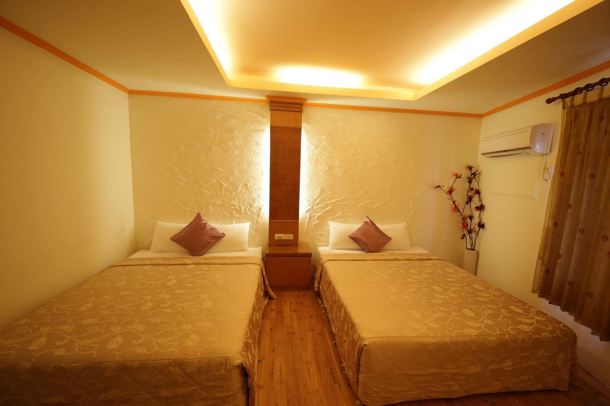 Goden Beach B&B 어롼 외부 사진